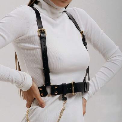 Arnés corporal de cuero estilo punk gótico para mujer, con tirantes ajustables y cinturón con hebillas doradas. Accesorio de cadena corporal de cuero sintético de moda para el día a día y para salir de fiesta.