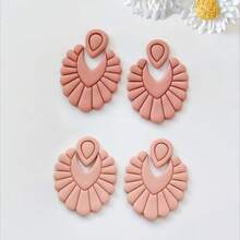 2pcs/Set Retro Fan-Shaped Soft Clay Earring Mold DIY Jewelry Pendant Shaping Cutter Tool Set - White - View 5