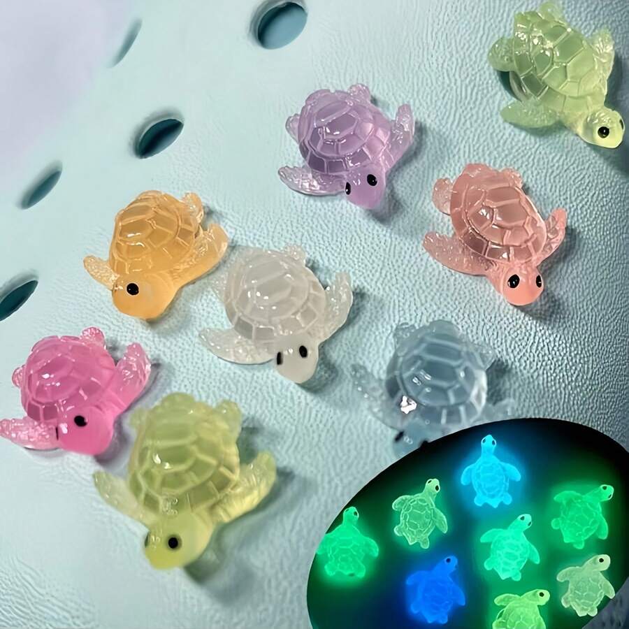 5/10 piezas Decoraciones lindas y luminosas en 3D de tortugas marinas para zapatos, accesorios desmontables que brillan en la oscuridad después de absorber la luz, botones fluorescentes decorativos para zapatos de playa - Tortuga marina bebé que brilla en la oscuridad - Ver 1