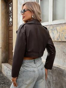 Chaqueta corta de mujer de piel sintética, chaqueta de motociclista con cinturón y cremallera en la solapa - Marrón Chocolate - Ver 9