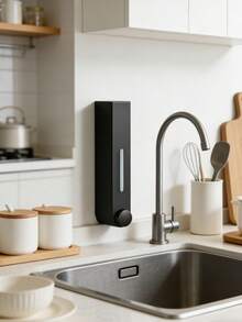 高档黑色壁挂式皂液器，420毫升，手动液体分配器，适用于浴室、厨房、酒店、办公室 - 黑色 - 查看 9