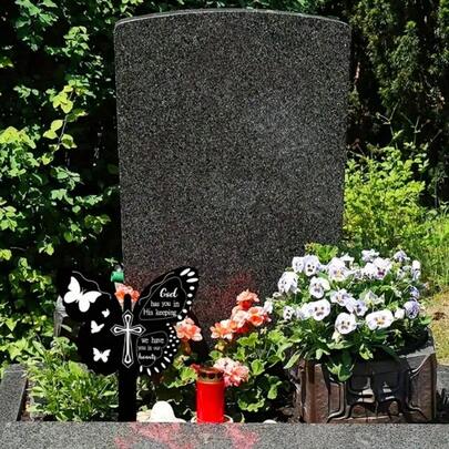 Acrylic Graveyard Sign: Suitable For Lawn, Garden, Fence, Yard Memorial - No Feathers, No Power Required