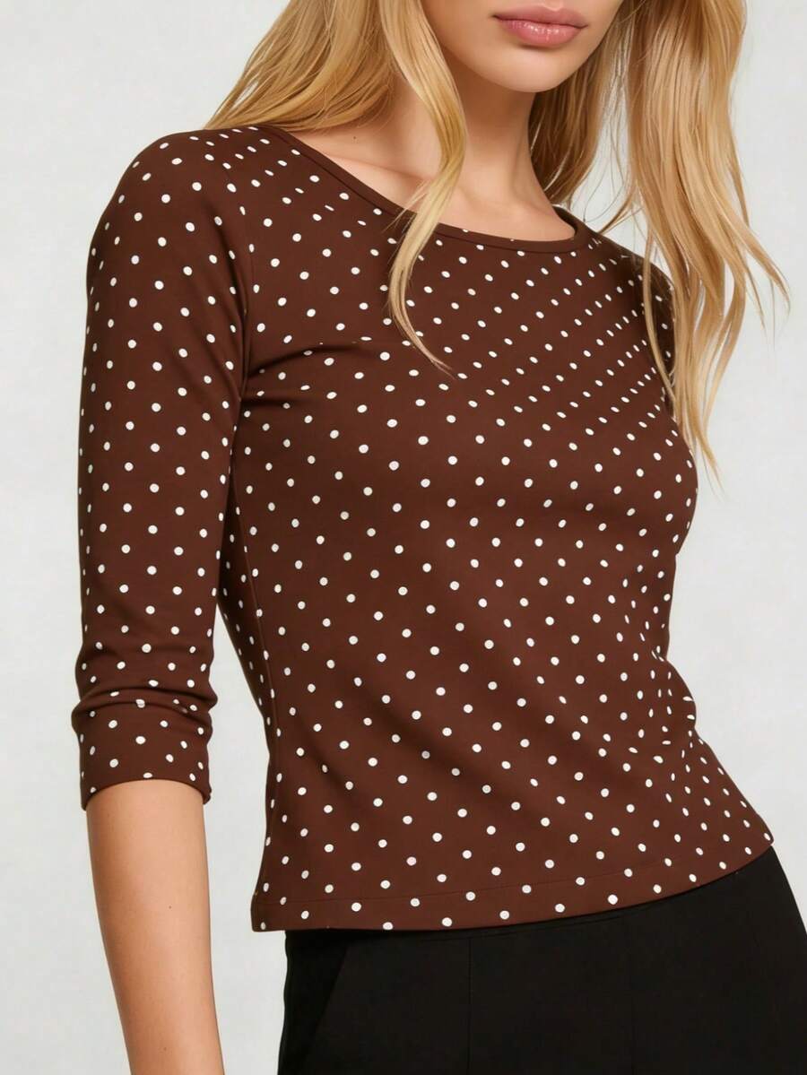 Women's Slim-Fit White Dot Print Top, Three-Quarter Sleeve Round Neck Stretch Blouse, Comfortable Easy-Care Fabric For Daily Office Commute, Dating, And Casual Wear - 淺棕 - 查看 1