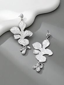1 Pair Fashionable European And American Green Plant Shaped Minimalist Personalized Creative Versatile Earrings, Suitable For Spring Outings - Silver - View 5