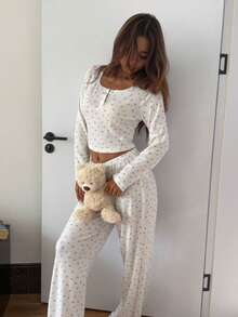 2pcs Women Ditsy Floral Round Neck Long Sleeve Top + Elastic Waist Pants Cute Pajama Set - White - View 2