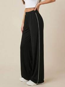 Women Pocket Detailed And Side Contrast Piping Detailed Wide Leg Pant Sweatpant - Black - View 3