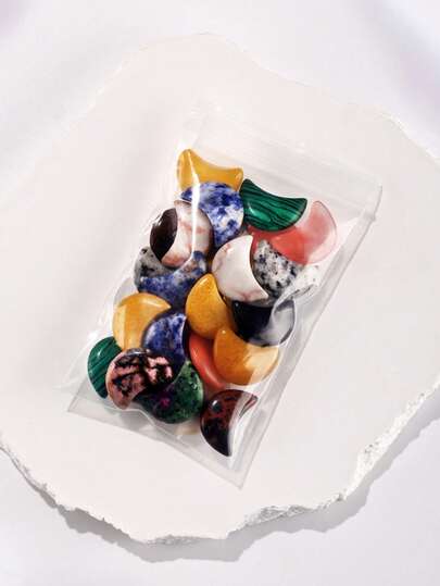 10/20颗随机颜色天然石新月形吊坠，直径20毫米，光滑抛光水晶吊坠，适合DIY珠宝制作，星空波西米亚Y2K美学吊坠配饰