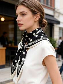 1 件装多功能波点印花围巾/披肩，适合日常、办公和度假穿着 - 棕色 - 查看 3