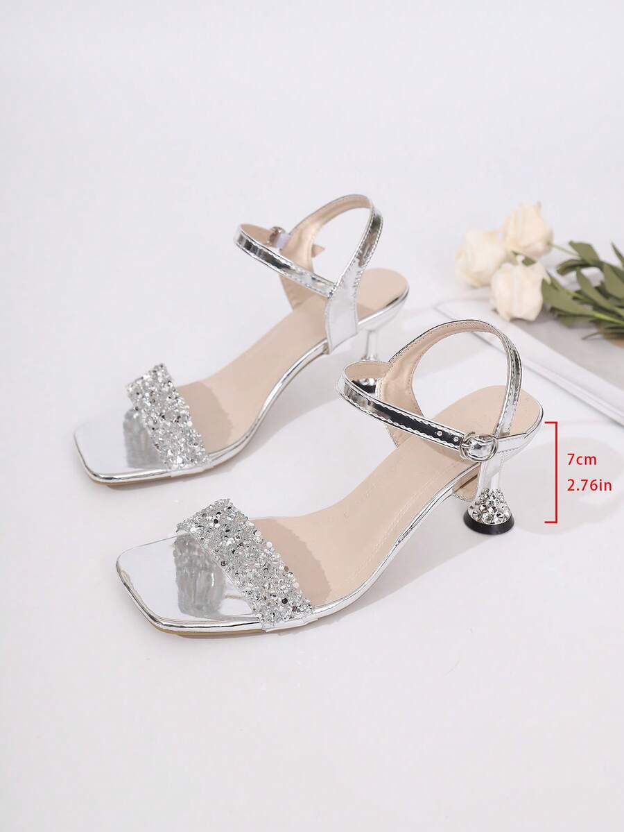 Sandalias de tacón alto con tira única y punta cuadrada, con adornos de lentejuelas y rhinestones, elegantes y de moda, apropiadas para primavera/verano - Plateado - Ver 1