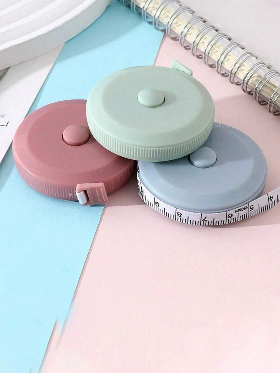 1PC Portable Plastic Fitness Tape Measure - Easy-To-Use Tool For Measuring Body Circumference, Suitable For Arms, Legs, Waist, And Chest - Portable Soft Ruler, Suitable For Students And Home Use, Please Note That During Packaging And Transportation, The Product May Exhibit Scratches, Minor Abrasions, Paint Chips, Stains, Cracks, Slight Discoloration, And Similar Issues. These Do Not Constitute Quality Defects And Will Not Affect The Normal Use Of The Product/Home/Bath Robe/Automatic Retractable