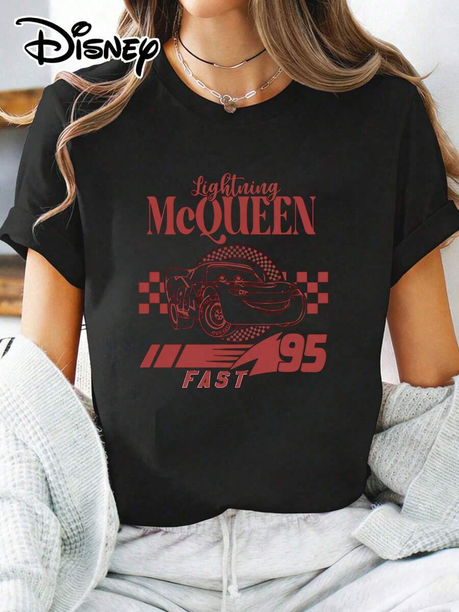 Loose-Fitting 100% Cotton Crew Neck T-Shirt | Disney Cars Lightning McQueen 95 Theme | Resort Wear. Made From Soft, Comfortable, And Durable Fabric, It's Ideal For Spring And Summer. This Crew Neck T-Shirt Is Suitable For A Variety Of Occasions, Including Everyday Wear, Shopping, Parties, Travel, And Gatherings, And Also Makes A Thoughtful Gift. - Noir - Voir 1