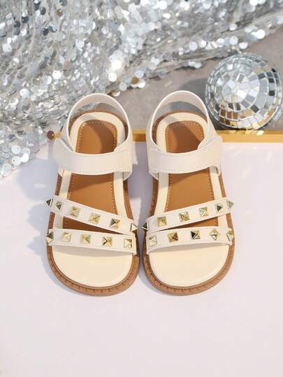 1 Pair Children's Beige Flat Sandals, Solid Beige Color, Soft PU Upper, Double Buckle Decor, Closure, Soft Insole, Simple Design, Round Toe, Non-Slip, Fashionable, Lightweight, Cute Roman Beach Sandals Suitable For Girls Aged 3-15, Spring/Summer 2026