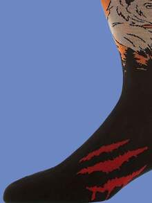 1 Pair Of Halloween-Themed Socks - Ferocious Bear & Forest Silhouette Pattern With "Spooky Night" Inspired Design, Creative Novelty Socks For Daily Casual Wear, Ideal Gift For Halloween Enthusiasts, Year-Round Fashion Leisure Socks - Multicolor - View 6