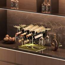 B4Life - Estante de vino para encimera 8 botellas de metal negro moderno pequeño soporte para botellas de vino de mesa de 3 niveles para gabinete despensa estantes de vino para encimera dorado - Dorado - Ver 3