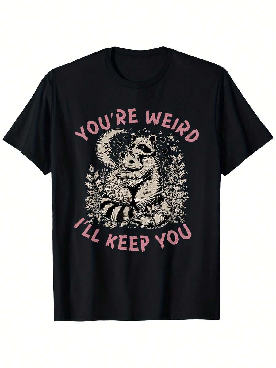 Camiseta con estampado de anime "Eres raro, te mantendré racono mapache" para el Día de San Valentín - Unisex para adultos, negra, corte holgado, 100% algodón, con gráfico de racono y mapache, letras rosas, tallas S-XXXL, camiseta casual suave para hombres y mujeres, regalo divertido para amantes de los animales, lavable a máquina, para usar todo el año, estilo retro, cuello redondo, manga corta, para atuendo casual y regalo único, tela cómoda y transpirable, ideal para el Día de San Valentín y atuendo casual, camiseta gráfica para hombres, camiseta gráfica para hombres, camiseta gráfica para hombres, camiseta para hombres, regalo ideal para hombres y mujeres. - Negro - Ver 1