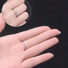 1/4个透明戒指调节器，设计用于更好地调节过松或过紧的戒指，提供防滑保护，几乎适用于所有戒指。 - A - 查看 8