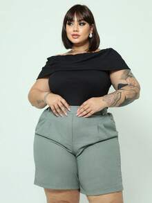 Bermuda Feminina Plus Size Alfaiataria Cintura Alta com Elástico e Bolsos Confortável Elegante G1 ao G3 - Cinza - Visão 4