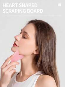 2件套面部按摩刮痧工具：包含1个双头按摩滚轮和1个心形刮痧板。有助于减轻面部浮肿，滋养敏感肌肤，展现自然光泽。 - 查看 4