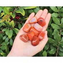 Premium 'A' Grade Tumbled Fire Agate Stone. This Polished Gemstone Boasts Fiery Iridescent Hues, With A Smooth, Sleek Finish. Perfect For Crafts, Jewelry, Or Decor, Blending Vibrant, Dynamic Colors With A Tactile, Refined Feel. - 變體 1 - 查看 7