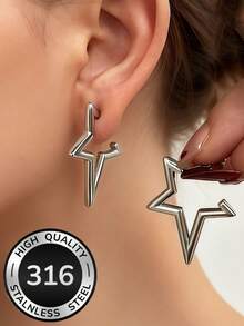 2 Pairs Of High-Quality Hollow Star Earrings, 316 Stainless Steel Non-Fading And Hypoallergenic, 18K Gold Plated Anti-Fading, Minimalist And Comfortable Multi-Purpose, Personalized Design, Fashion Accessory For Women, Suitable For Daily Wear Or Parties, Elegant Gift Choice - Hollow Star Earrings - View 2