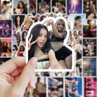 “Deadline”世界巡回演唱会K-Pop偶像明星卡片系列 - (JENNIE)、(LISA)、(JISOO)、(ROSIE)、<RUBY>、<LIKE JENNIE>、<NEW WOMEN>、<I LOVE ROSIE>、<AMORTAGE>，人气组合粉丝卡，K-POP收藏卡，节日礼物，新款贺卡，卡片展示系列，流行音乐周边，盒装装饰卡