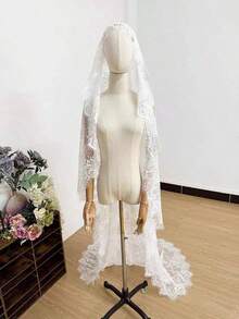 Luxury Lace Material Long Bridal Wedding Veil, Suitable For Wedding Photography Church Veil, Photography Prop - White - View 2