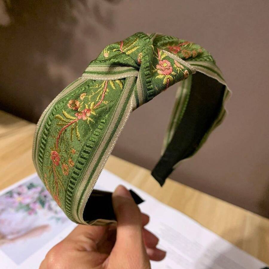 Green Embroidered Hair Accessory - Fashionable Green Embroidered Bow Headband - Women's Vintage Bohemian Hair Accessory - 春季民族風盤扣綠色 - 查看 1