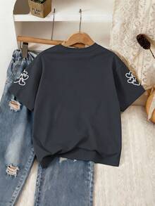 Camiseta de manga corta con cuello redondo y estampado de vaquita y corazón pintado a mano para niñas, nueva ropa cómoda de primavera/verano para niñas preadolescentes - Gris Oscuro - Ver 2