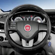 Hocasen 适用于菲亚特(FIAT)的分段式碳纤维方向盘套,运动风格,防滑舒适握感,2 件套/3 件套可选,快速安装设计,四季通用,适用于 500/Panda/Pandina/Tipo/Egea/Strada/Pulse/Mobi/Argo/Fiorino/Ducato/Toro/Doblò/500X/600 等车型,颜色包括黑色、蓝色、银色、红色和白色。 - Sectional Carbon Fiber Steering Wheel Cover - 查看 2