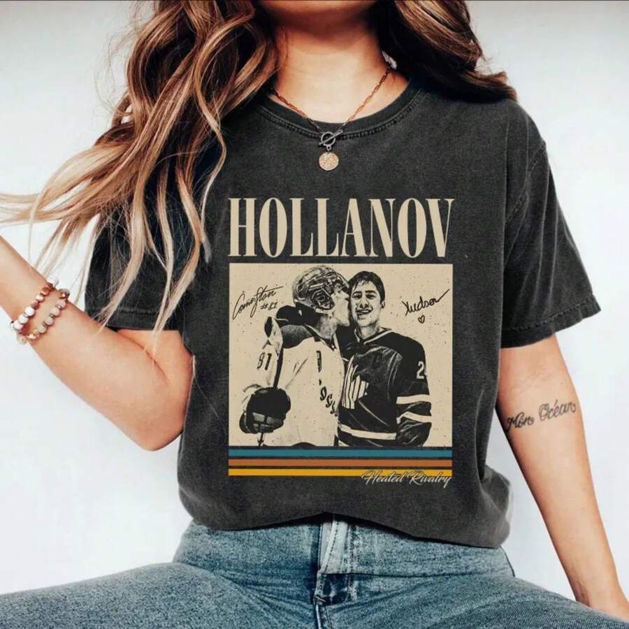 Vintage Hollander Rozanov Hockey Tee, Heated Rivalry  Shirt - màu đen - Xem 1