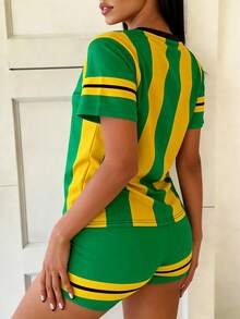 Bộ đồ thể thao nữ LOVE JOYY kiểu áo bóng đá Brazil, gồm áo thun ngắn tay kẻ sọc và quần short, thích hợp cho mùa hè, xem các trận bóng đá và các dịp thể thao. - Nhiều màu - Xem 2