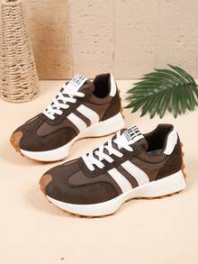 春秋新款白色女士运动鞋，低帮低跟圆头舒适系带休闲户外运动鞋，多功能百搭，尺码35-43可选，建议选购大一码。 - 咖啡棕 - 查看 9