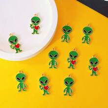 5/10 chiếc mặt dây chuyền hình trái tim đỏ bằng hợp kim dễ thương, hình người ngoài hành tinh hoạt hình và yêu tinh xanh, phụ kiện làm trang sức DIY. - Nhiều màu - Xem 6