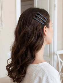 CHANEL 韩版香奈儿风格黑色发夹。侧分刘海发夹。女生刘海发夹。高端字母发夹。 - 黑色 - 查看 7