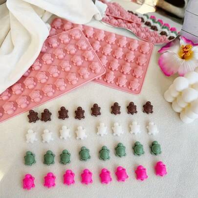 1个36孔迷你海龟硅胶模具，小海龟装饰硅胶模具，适用于制作巧克力、糖果、冰块、蛋糕装饰和甜点烘焙