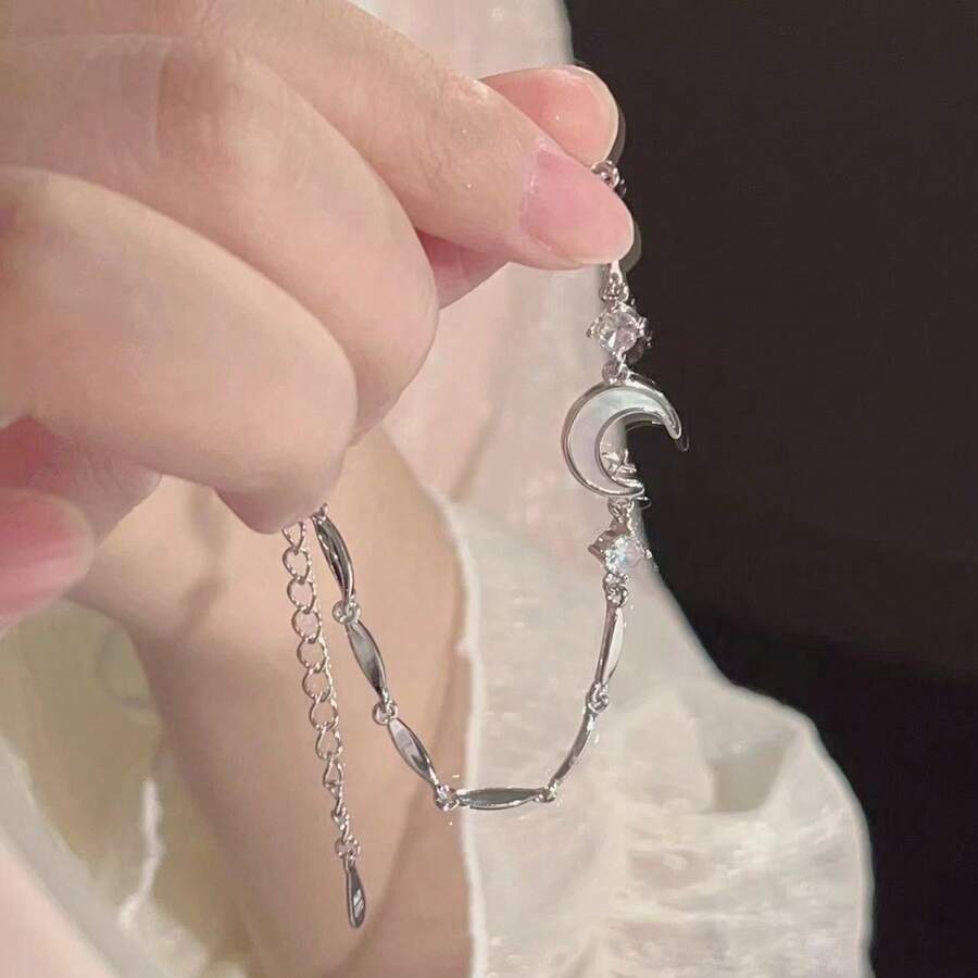 1pc Star & Moon Zirconia Bracelet, Unique Design Elegant Minimalist Bracelet, Delicate Star & Moon Pendant Bracelet, Suitable For Friends, Couples, Daily Wear, Dates, Flattering And Slimming - Silver - View 1