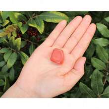 Premium 'A' Grade Tumbled Fire Agate Stone. This Polished Gemstone Boasts Fiery Iridescent Hues, With A Smooth, Sleek Finish. Perfect For Crafts, Jewelry, Or Decor, Blending Vibrant, Dynamic Colors With A Tactile, Refined Feel. - 變體 1 - 查看 6