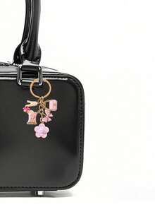 1个可爱圆形金属爱心主题钥匙扣，饰有金色蝴蝶结、粉色高跟鞋和山茶花，是完美的婚礼节日礼物或女士手提包、钥匙扣、独特手机挂饰的理想配饰。 - 彩色 - 查看 8