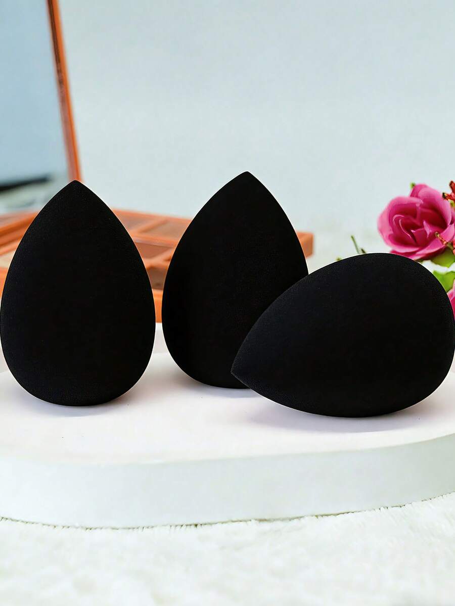 YZIMENG 3个大号水滴形化妆海绵，柔软亲肤。便携式化妆粉扑，适合旅行。价格实惠的化妆配件。可用于房间装饰、梳妆台、卧室化妆，粉扑、化妆海绵，经济实惠的化妆工具，礼品，女士礼品，圣诞礼物。 - 黑色 - 查看 1