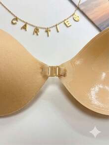 2片装隐形无肩带粘性胸垫：性感硅胶胸垫，完美搭配吊带裙和婚纱。提升胸型，打造更丰满、更优美的曲线。隐形芒果形胸垫。 - 彩色 - 查看 6