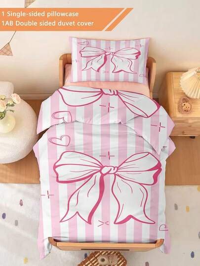 2PCS Toddler Bedding Set Pink Striped Bow Duvet Set(Four Season Collection) Double-Faced Duvet Cover Set For Baby Children'S Machine Washable Suitable For Newborn Beds Crib Giving Gifts During Holidays (1 Single-Sided Printed Pillowcase+1 Double-Sided Printed Duvet Cover,No Filling Material) The Pillowcase Is Single-Sided Printed And Measures 40x60cm 100% Polyester