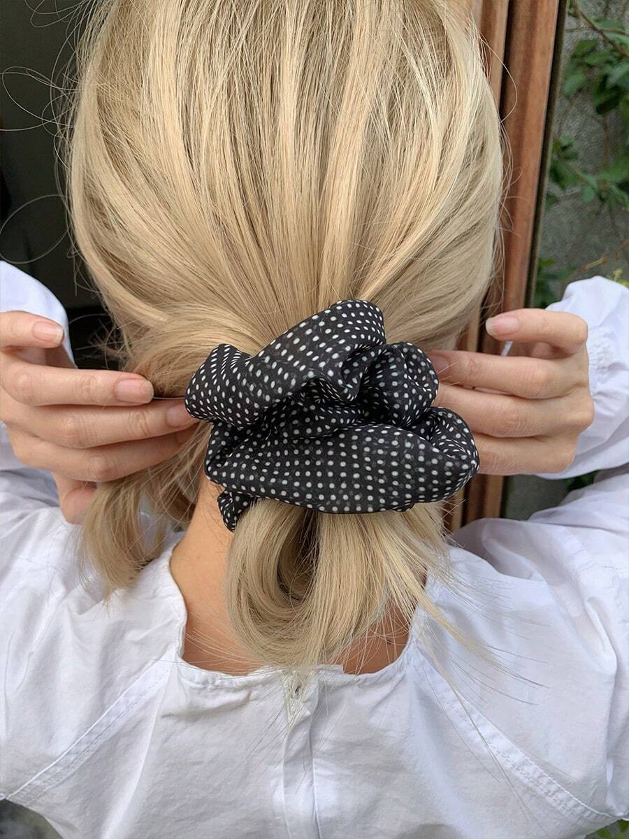 1pc Soft Chiffon Polka Dot Bow Hair Scrunchie (Suitable For All Seasons, Casual, School, Daily Wear)