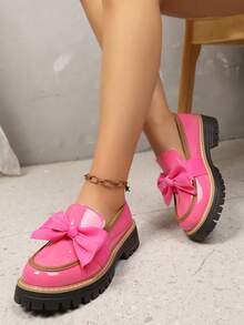 1双女士漆皮厚底乐福鞋，亮粉色英伦学院风，蝴蝶结装饰，粗方跟，大码通勤鞋，百搭日常穿搭，春秋新品，休闲时尚，街头潮流，平底一脚蹬鞋 - 粉色 - 查看 7