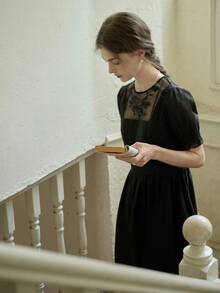 Simple Retro 女士刺绣网纱拼接纯色短袖连衣裙 - 黑色 - 查看 6