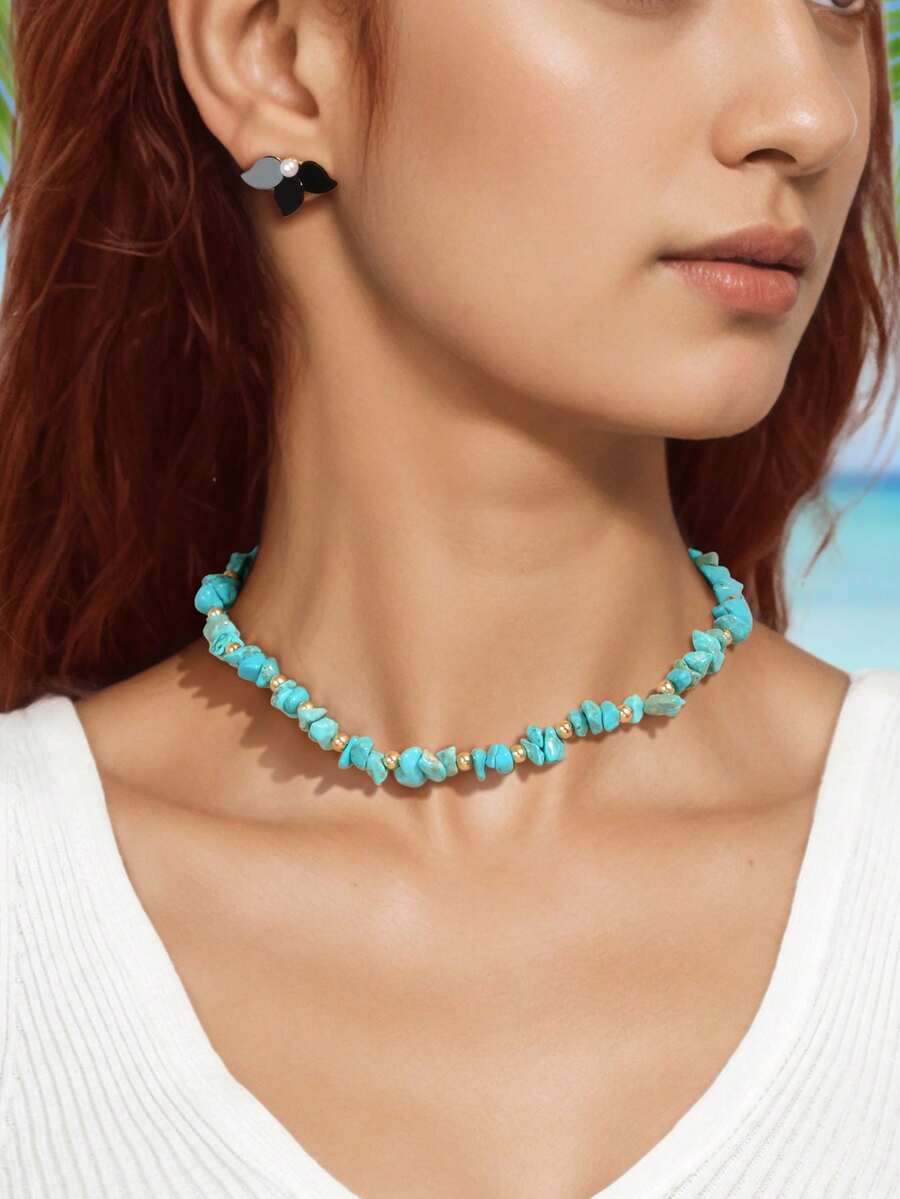 Bộ trang sức mùa hè đi biển gồm 3 món: Dây chuyền hạt ngọc lam không đều kiểu Boho Chic và bông tai hình cánh hoa màu đen. - Nhiều màu - Xem 1