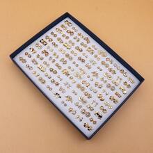 100 pares de pendientes de botón de plástico con cristales de color dorado en estilo de moda versátil y aleatorio, set con caja - Caja de oro y diamantes blancos - Ver 8