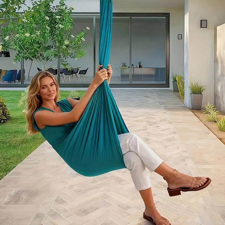 成人吊床秋千 - 可调节面料，59 英寸 x 110 英寸 | 室内外均可使用 | 适合瑜伽、露营、野餐和后院休闲