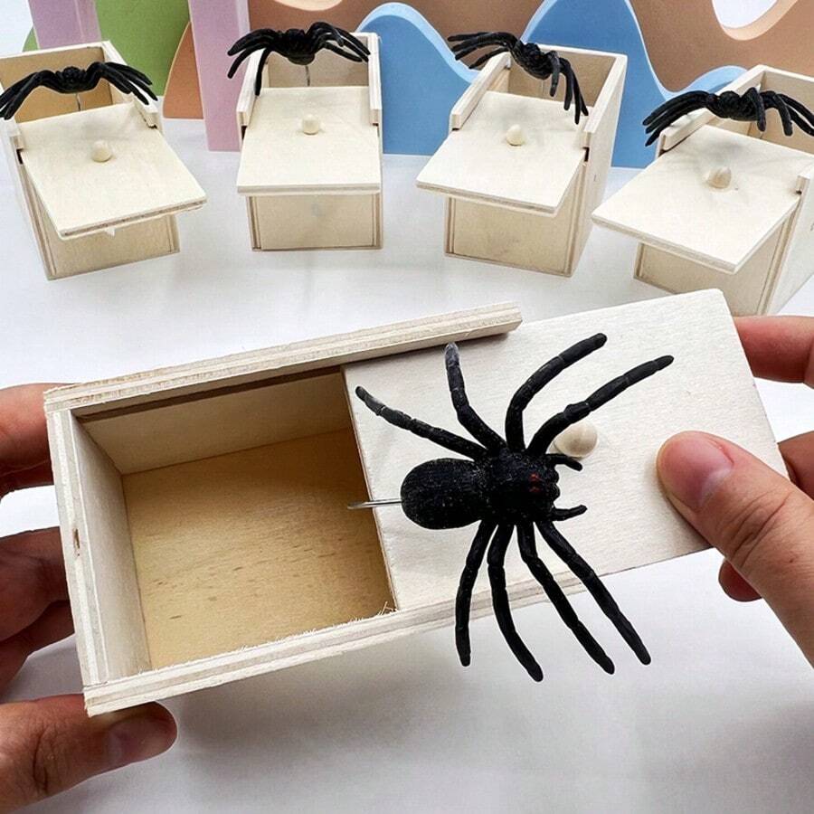 Scary Spider Jump Surprise Box – Realistic Prank Toy & Funny Gag Gift For Adults, April Fools Party Trick & Desk Accessories Decoration