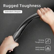 Hocasen 适用于菲亚特(FIAT)的分段式碳纤维方向盘套,运动风格,防滑舒适握感,2 件套/3 件套可选,快速安装设计,四季通用,适用于 500/Panda/Pandina/Tipo/Egea/Strada/Pulse/Mobi/Argo/Fiorino/Ducato/Toro/Doblò/500X/600 等车型,颜色包括黑色、蓝色、银色、红色和白色。 - Sectional Carbon Fiber Steering Wheel Cover - 查看 6