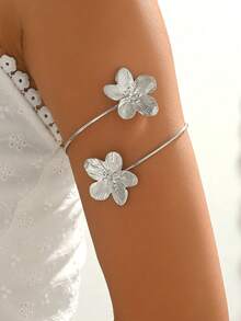 1pc Exaggerated Geometric Floral Cuff Bracelet For Women, Luxurious Style - Flowers - View 8
